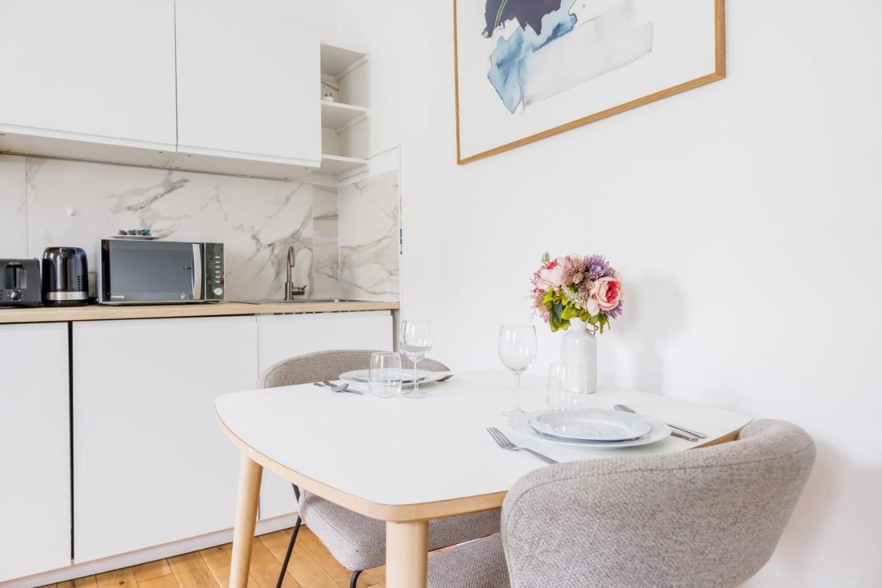 Cosy Apartment - 1Br-4P - Faubourg-Du-Roule Paris Eksteriør billede